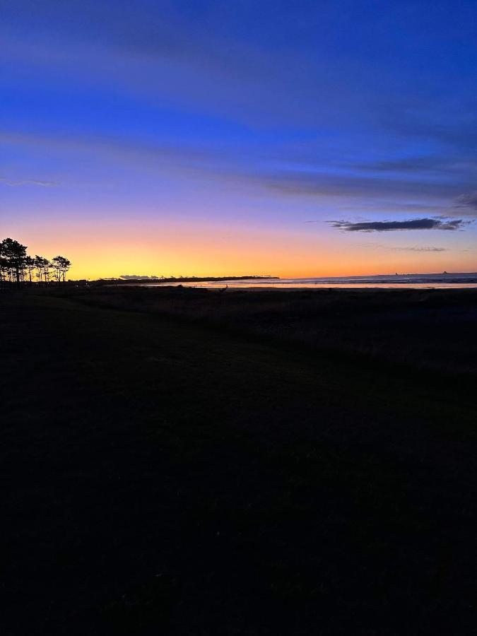 Carters By The Sea Motel Carters Beach Екстериор снимка