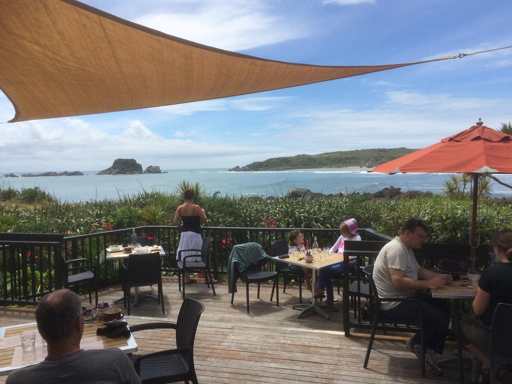 Carters By The Sea Motel Carters Beach Екстериор снимка