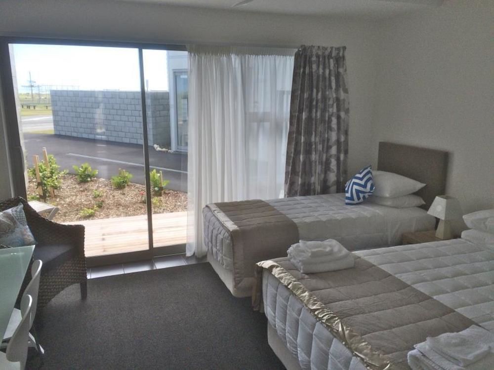Carters By The Sea Motel Carters Beach Екстериор снимка