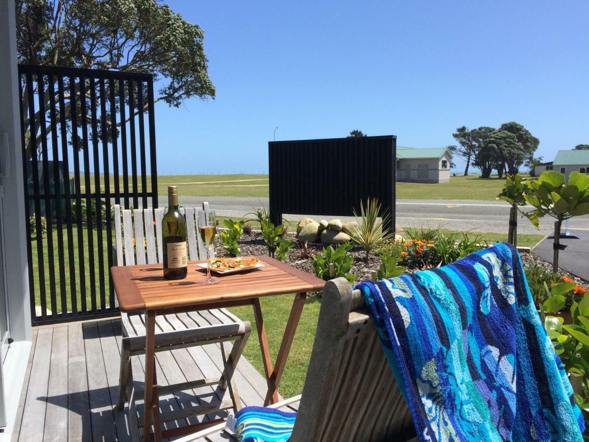 Carters By The Sea Motel Carters Beach Екстериор снимка